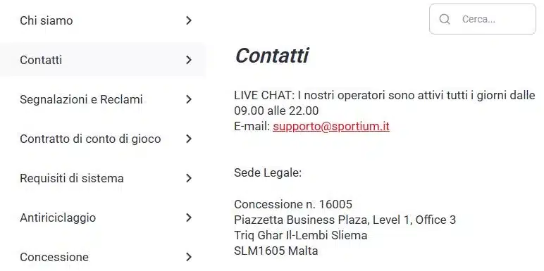 Pagina Contatti di Sportium con orari della live chat e indirizzo email